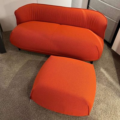 Sofa_Kristalia_Brioni_merit_orange_Lukaszewitz_Reutlingen